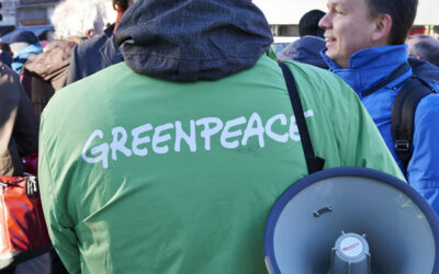 Greenpeace Protest Sends Texan Bystander To Hospital